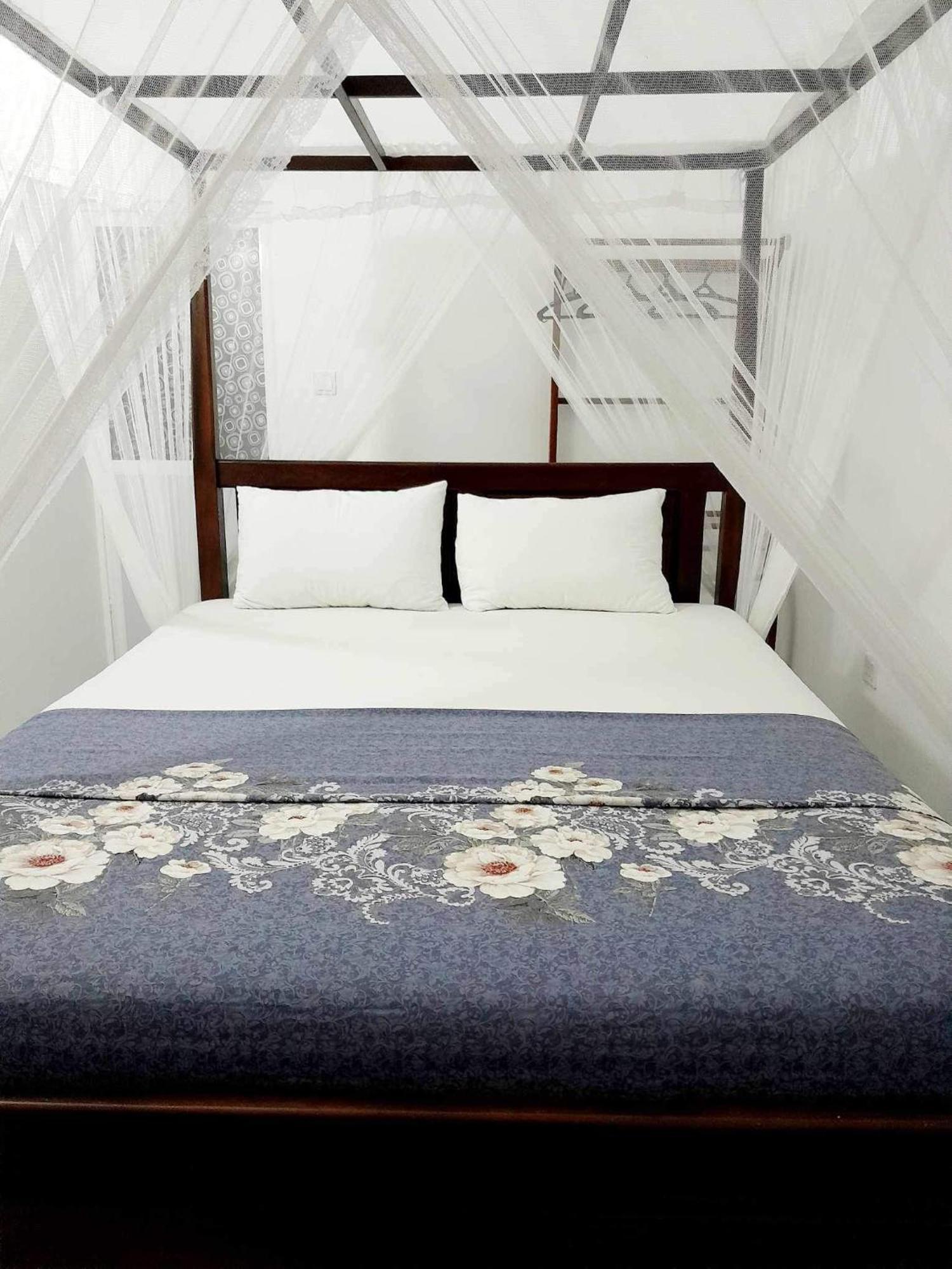 Sakura Calm Rest Bed and Breakfast Mirissa Buitenkant foto